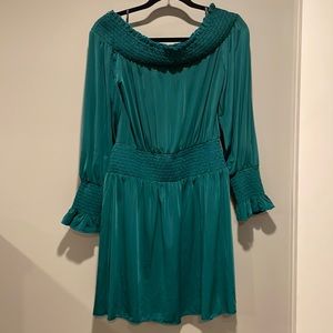 bebe Strapless Off-The-Shoulder Green Dress - Size Small (like new)